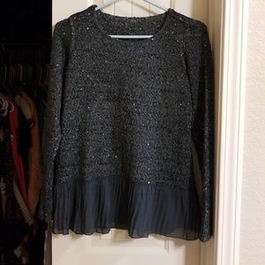 Adorable light weight sweater